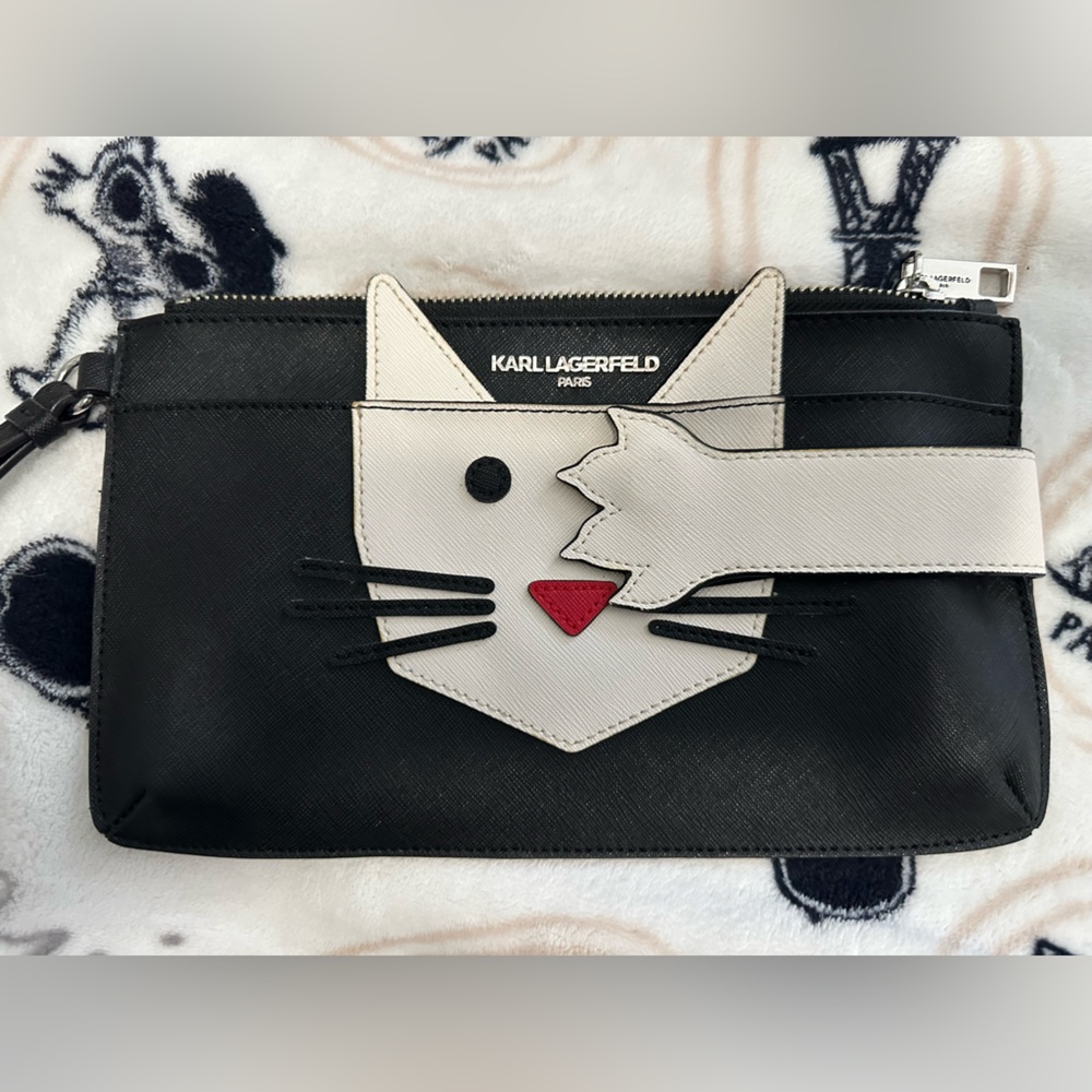 Karl Lagerfeld Paris PEEK A BOO CAT FACE WHISKERS like new